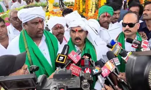 కొమురం భీమ్ పోరాట స్ఫూర్తితో రాష్ట్ర సాధన : మంత్రి జూప‌ల్లి