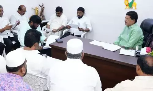 బీఆర్​ఎస్​ అభ్యర్థి మాగంటి సునీతను గెలిపించాలి