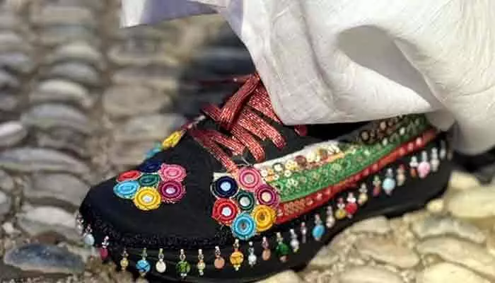 The Rajasaab: ప్రభాస్ ఫ్యాన్స్కు భారీ గుడ్ న్యూస్.. దేశాన్ని షేక్ చేయడానికి సిద్ధం అంటూ టీమ్ ట్వీట్ The Rajasaab: ప్రభాస్ ఫ్యాన్స్కు భారీ గుడ్ న్యూస్.. దేశాన్ని షేక్ చేయడానికి సిద్ధం అంటూ టీమ్ ట్వీట్