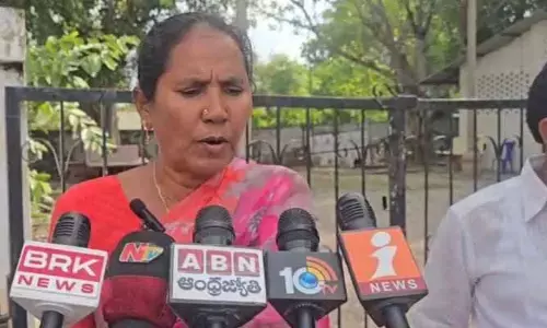 మా అమ్మాయిది ఆత్మహత్య కాదు.. ముమ్మాటికి హత్యే..!