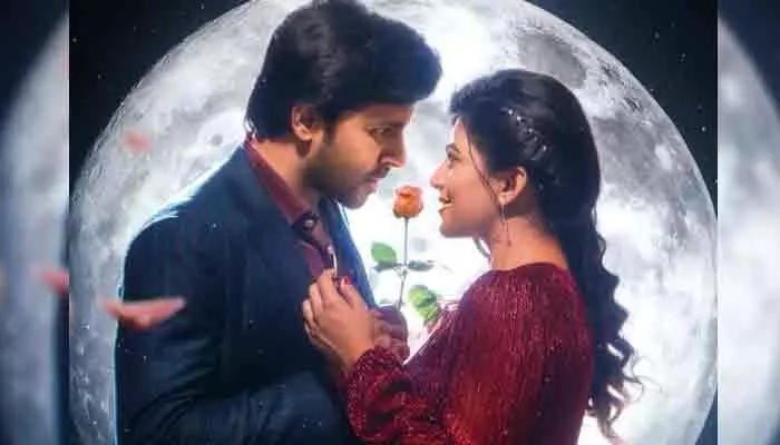 Priyadarshi: రాయంచతో రాసలీల నడిరేయివేళ.. ఆకట్టుకుంటోన్న ప్రేమంటే ఫస్ట్ సింగిల్ Priyadarshi: రాయంచతో రాసలీల నడిరేయివేళ.. ఆకట్టుకుంటోన్న ప్రేమంటే ఫస్ట్ సింగిల్