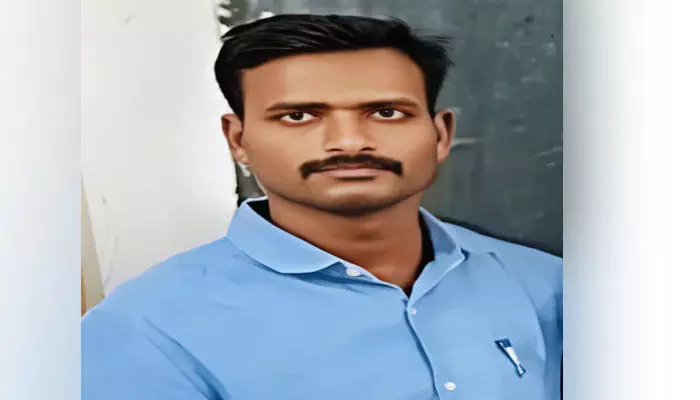 గుండెపోటుతో ప్రభుత్వ టీచర్ మృతి గుండెపోటుతో ప్రభుత్వ టీచర్ మృతి