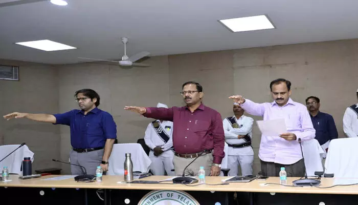 సమాచార చట్టాన్ని పకడ్బందీగా అమలు చేయాలి : కలెక్టర్ టి.వినయ్ కృష్ణారెడ్డి సమాచార చట్టాన్ని పకడ్బందీగా అమలు చేయాలి : కలెక్టర్ టి.వినయ్ కృష్ణారెడ్డి