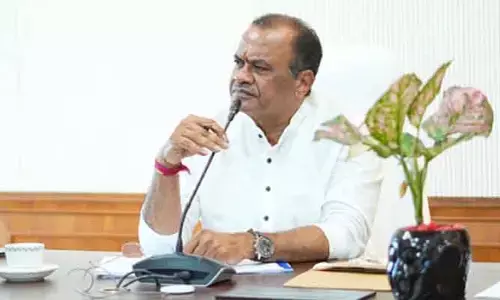 మూడేళ్లలో అద్దంలా ఆర్ అండ్ బీ రోడ్లు.. మంత్రి కోమటిరెడ్డి కీలక వ్యాఖ్యలు
