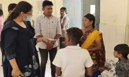 విద్యార్థులకు గుణాత్మక విద్యను అందించాలి : ప్రాజెక్టు అధికారి ఖుష్బూ గుప్తా