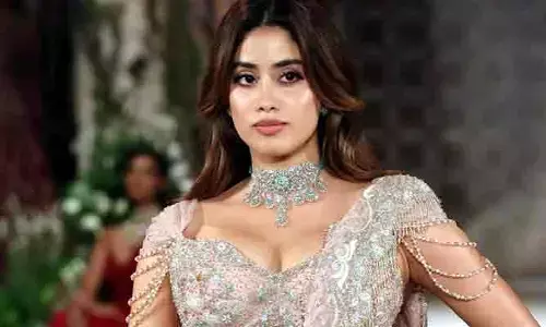 Janhvi Kapoor: బోల్డ్ సీన్స్ కూడా ఎంకరేజ్ చేసే మెచ్యూరిటీ రావాలి.. స్టార్ హీరోయిన్ షాకింగ్ కామెంట్స్