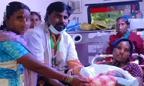 డాక్టర్లు కష్ఠమన్నా... ప్రాణం నిలిపిన గ‌తుకుల రోడ్డు..!