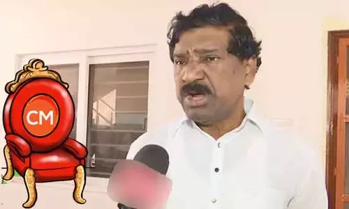 సీఎం కుర్చీ కోసం ఆ ఇద్దరు రెడ్లు వెయిటింగ్.. బాంబు పేల్చిన మాజీ డిప్యూటీ CM రాజయ్య