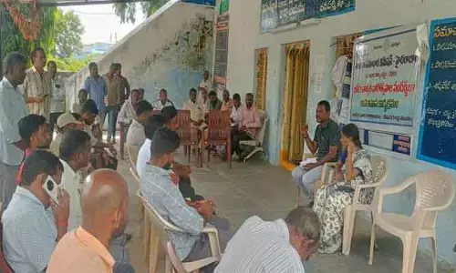 స‌మాచారాన్ని క‌చ్చితంగా ఇవ్వాల్సిన బాధ్య‌త అధికారుల‌దే గ‌డ్డం శివకుమార్