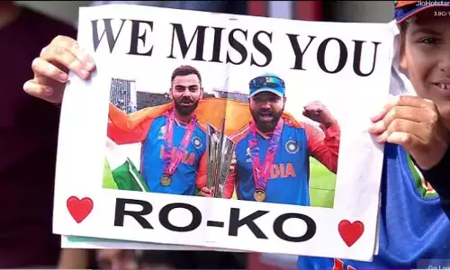 IND VS WI: బోసిపోయిన స్టేడియం..కోహ్లీ, రోహిత్ ప్ల‌కార్డులు ప‌ట్టుకుని !