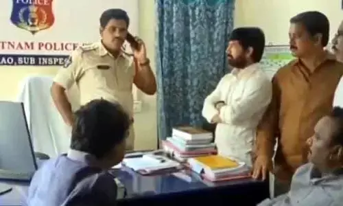 సీఐ విధులకు ఆటంకం.. పేర్నినానిపై ఎస్పీ ఆగ్రహం