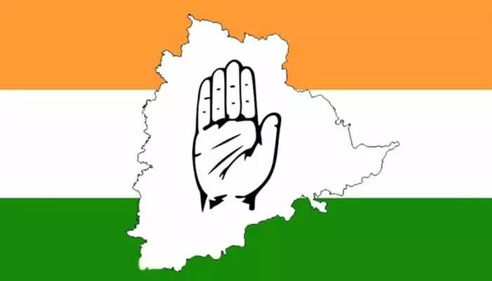Congress: సర్పంచ్ ఎన్నికలకు బ్రేక్.. డీసీసీల ఎంపికపై కాంగ్రెస్ ఫోకస్ Congress: సర్పంచ్ ఎన్నికలకు బ్రేక్.. డీసీసీల ఎంపికపై కాంగ్రెస్ ఫోకస్