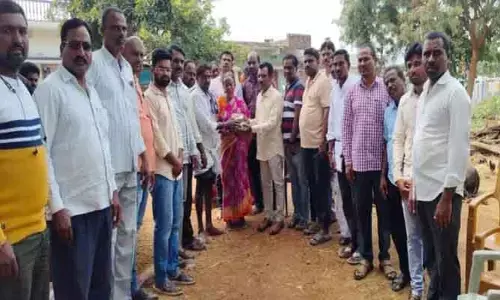 బాధిత కుటుంబానికి రూ.4 లక్షల ఆర్థిక సహాయం