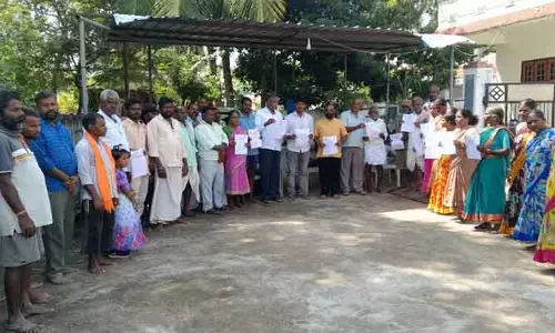 ఇందిరమ్మ ఇండ్ల ప్రొసీడింగ్స్ పంపిణీ