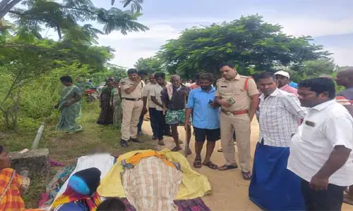 పోతిరెడ్డి చెరువు అలుగు నీటిలో గల్లంతైన వృద్ధ దంపతుల మృతదేహాలు లభ్యం