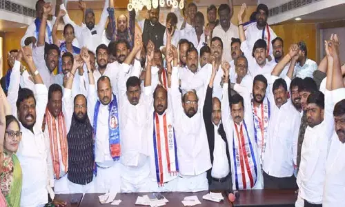 రాష్ట్ర బంద్ 18 వ తేదీకి వాయిదా.. తెలంగాణ బీసీ సంఘాల జేఏసీ ఏర్పాటు.. చైర్మన్‌గా ఆర్‌. కృష్ణయ్య