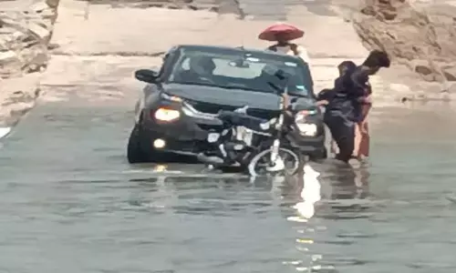 ప్రమాదం జరిగితే తప్ప అధికారులు స్పందించరా..?