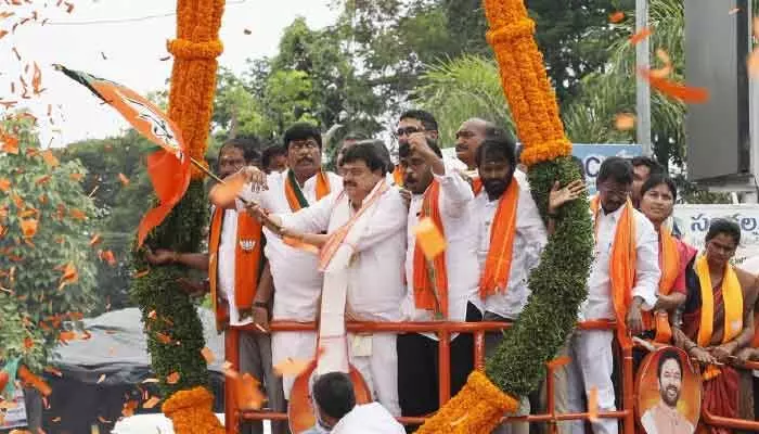 బీజేపీ చీఫ్గా 100 రోజులు పూర్తి.. రాంచందర్ రావు ఆసక్తికరమైన సందేశం బీజేపీ చీఫ్గా 100 రోజులు పూర్తి.. రాంచందర్ రావు ఆసక్తికరమైన సందేశం