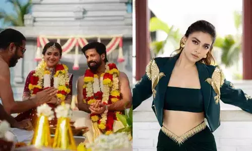 పెళ్లి కోసం 15 ఏళ్లు వెయిట్ చేశాం.. ఆ సమయంలో చాలా భయపడ్డానంటూ కీర్తి సురేష్ కామెంట్స్