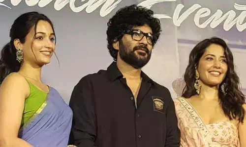 Telusu Kada: సిద్ధుతో కిస్ సీన్ల‌కు నో చెప్పిన ఇద్ద‌రు హీరోయిన్లు...?