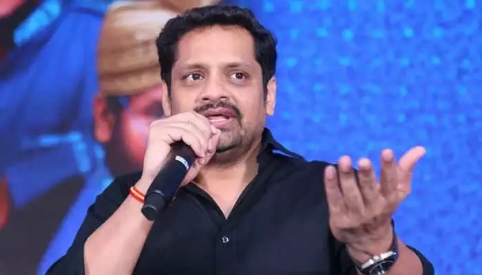Bunny Vasu: ‘మీ ట్రోల్స్ నా వెంట్రుకతో సమానం’.. దుమారం రేపుతున్న బన్నీ వాసు కామెంట్స్ (వీడియో) Bunny Vasu: ‘మీ ట్రోల్స్ నా వెంట్రుకతో సమానం’.. దుమారం రేపుతున్న బన్నీ వాసు కామెంట్స్ (వీడియో)