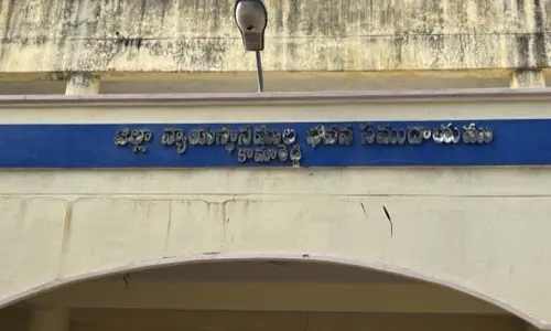 క‌న్న కూతురి పై అత్యాచారం చేసిన తండ్రికి ఏడేళ్ల జైలు శిక్ష