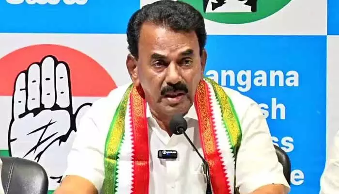 Jupally: బ్లాక్ మెయిల్ రాజకీయాలకు నేను లొంగను.. తన అల్లుడి అంశంపై స్పందించిన మంత్రి జూపల్లి Jupally: బ్లాక్ మెయిల్ రాజకీయాలకు నేను లొంగను.. తన అల్లుడి అంశంపై స్పందించిన మంత్రి జూపల్లి