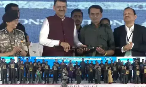 మావోయిస్టు అగ్రనేత మల్లోజుల వేణుగోపాల్ రావు లొంగుబాటు