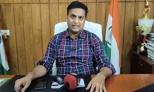 పులులు ఉన్నాయి.. అట‌వీ ప్రాంతంలోకి ఎవ్వ‌రూ వెళ్లొద్దు డీఎఫ్ఓ నీర‌జ్ కుమార్