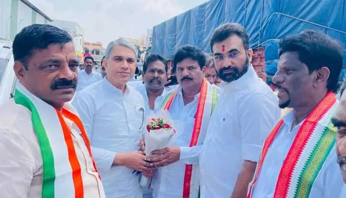 డీసీసీ అధ్యక్షుడి కోసం ప్రతీ ఒక్కరూ దరఖాస్తు చేసుకోవచ్చు : ఎం.పీ. రాజ్ పాల్ ఖరోలా డీసీసీ అధ్యక్షుడి కోసం ప్రతీ ఒక్కరూ దరఖాస్తు చేసుకోవచ్చు : ఎం.పీ. రాజ్ పాల్ ఖరోలా