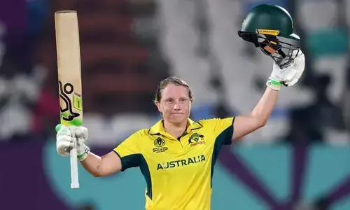 Womens World Cup : బంగ్లాపై భారీ విజయం.. సెమీస్‌కు దూసుకెళ్లిన ఆస్ట్రేలియా