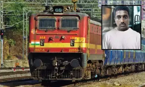 ముందు ప్రాదేయపడి, తరవాత కత్తితో బెదిరించి.. ఆ దారుణానికి పాల్పడింది వీడే!