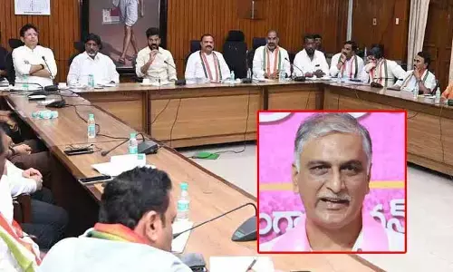 రెండు గ్రూపులుగా విడిపోయిన తెలంగాణ మంత్రులు.. హరీష్ రావు సంచలన వ్యాఖ్యలు