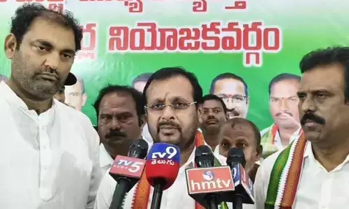 ఆర్ఎస్ఎస్ దేశాన్ని హిందూ దేశంగా చేయాలనే యోచిస్తుంది.. కాంగ్రెస్ ఎమ్మెల్సీ నారాయణస్వామి