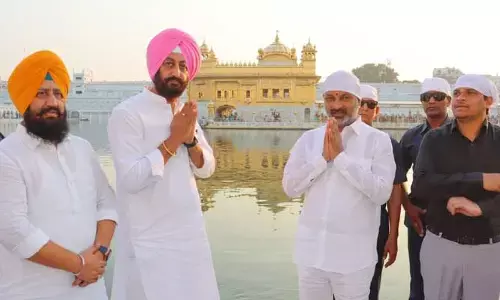 ‘చాలా అద్భుతంగా ఉంది’.. గోల్డెన్ టెంపున్‌ను సందర్శించిన బండి సంజయ్