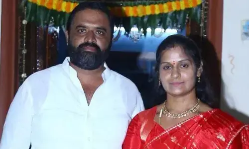 బీసీలను మోసం చేస్తున్న కాంగ్రెస్, బీజేపీ : ఇటిక్యాల మాజీ ఎంపీపీ స్నేహ శ్రీధ‌ర్ రెడ్డి