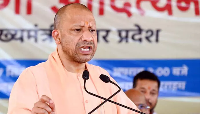 Yogi Adityanath : రాబోయే పండుగల కోసం కఠిన సూచనలు జారీ చేసీన సీఎం Yogi Adityanath : రాబోయే పండుగల కోసం కఠిన సూచనలు జారీ చేసీన సీఎం
