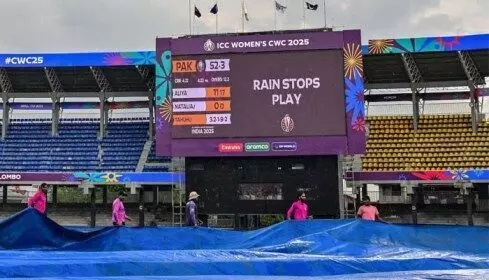 Womens World Cup : వరుణుడి ఖాతాలో మరో మ్యాచ్.. పాక్, కివీస్ మ్యాచ్ వర్షార్పణం Womens World Cup : వరుణుడి ఖాతాలో మరో మ్యాచ్.. పాక్, కివీస్ మ్యాచ్ వర్షార్పణం