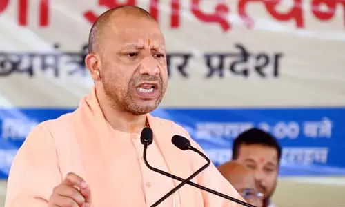 Yogi Adityanath : రాబోయే పండుగల కోసం కఠిన సూచనలు జారీ చేసీన సీఎం