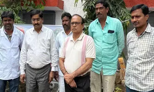 గాలి కుంటూ వ్యాధి కార‌ణంగా పాలు కొన‌డం లేదు : సచిన్ దేశ్ పాండే