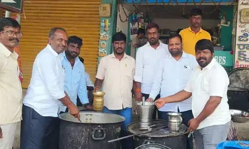 వంట వార్పు తో నిరసన..