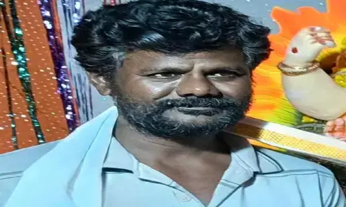అప్పుల బాధతో వ్యక్తి ఆత్మహత్య