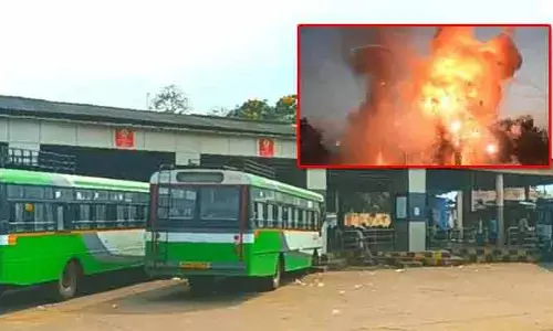 TGSRTC: ప్రమాదాలపై టీజీఎస్ఆర్టీసీ అలర్ట్.. బస్సుల్లో సైరన్, సేఫ్టీ ప్రికాషన్స్..