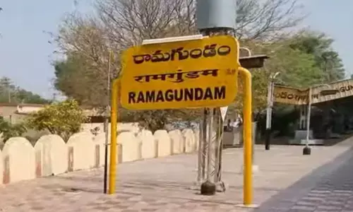 బడుగుల భూమిపై మాఫియా కన్ను.. నగరం నడిబొడ్డున 12 ఎకరాల భూమి కబ్జా