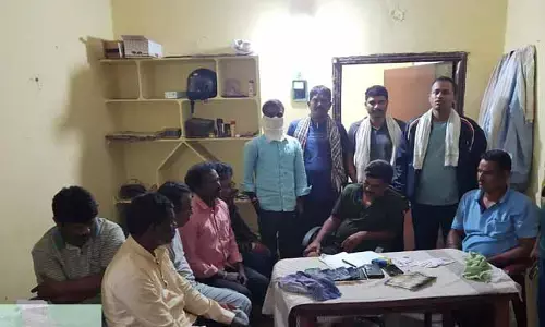 పేకాట స్థావ‌రాల‌పై దాడులు..ఏడుగురిపై కేసు నమోదు