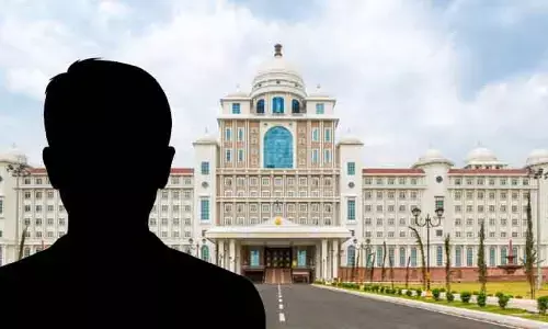 మైనార్టీ శాఖపై ఆ లీడర్ పెత్తనం.. అధికారులందరికీ ఆయన మాటే వేదం!