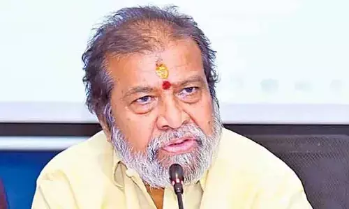 ప్రభుత్వాసుపత్రులపై బురదజల్లుతున్నరు.. BRSపై మంత్రి దామోదర్ రాజనర్సింహ