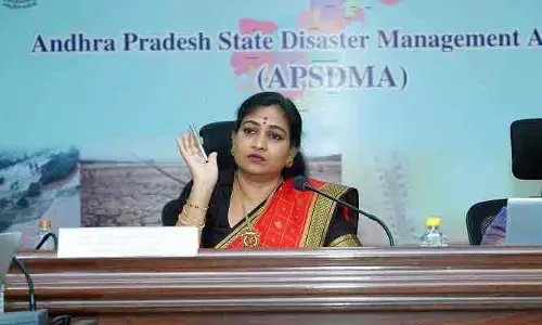 వాయుగుండం నేపథ్యంలో ఏపీ ప్రభుత్వం హై అలర్ట్