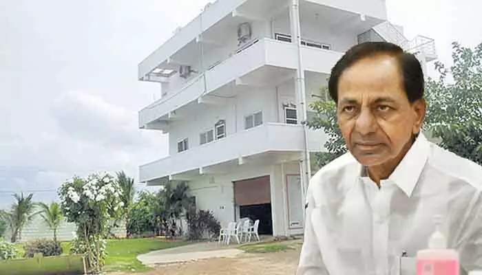 జూబ్లీహిల్స్ బైపోల్ వేళ కీలక పరిణామం.. పార్టీ ముఖ్య నేతలతో గులాబీ బాస్ భేటీ జూబ్లీహిల్స్ బైపోల్ వేళ కీలక పరిణామం.. పార్టీ ముఖ్య నేతలతో గులాబీ బాస్ భేటీ