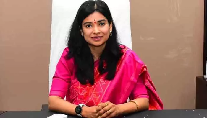 జిల్లా అదనపు కలెక్టర్ గా బాధ్యతలు స్వీకరించిన గరీమా అగ్రవాల్ జిల్లా అదనపు కలెక్టర్ గా బాధ్యతలు స్వీకరించిన గరీమా అగ్రవాల్
